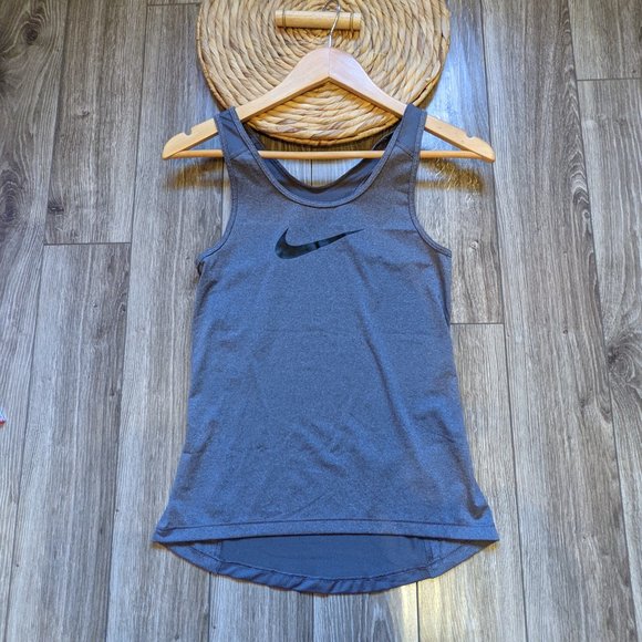 NWOT (S) - NIKE Grey Racerback Tank - Picture 1 of 4